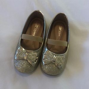 New Toddler girl gold glitter dress shoes